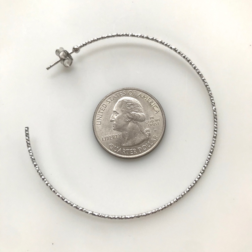 NWT Very large sterling 2.5" diamond-cut hoops - Picture 3 of 8